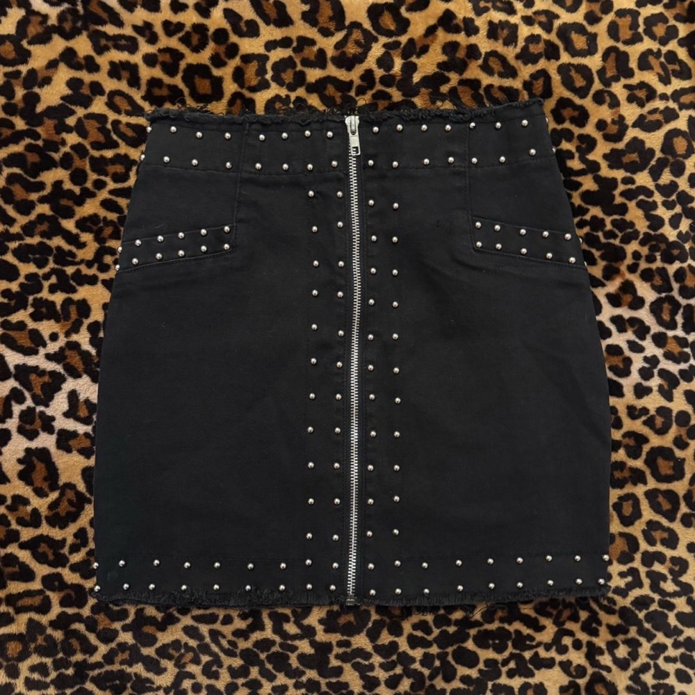 Forever 21 Black Studded stretch denim fitted Skirt